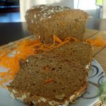 Karottenspaghettibrot